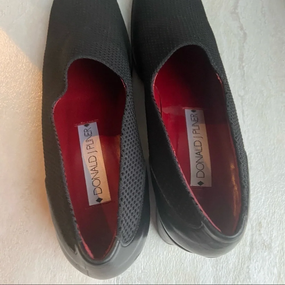 ** Donald J Pliner Classic woven slip on loafters block heel 3596 size 10.5M